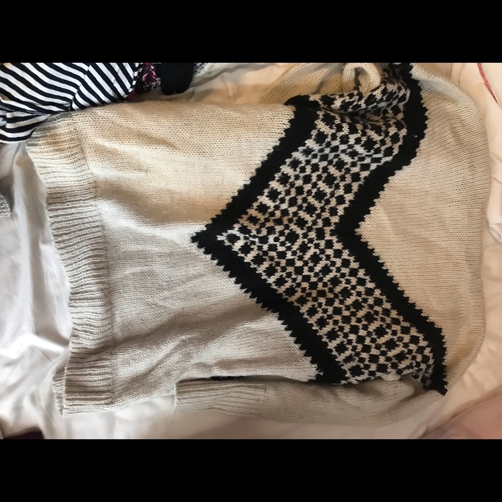 Sweater - Picture 3 of 3